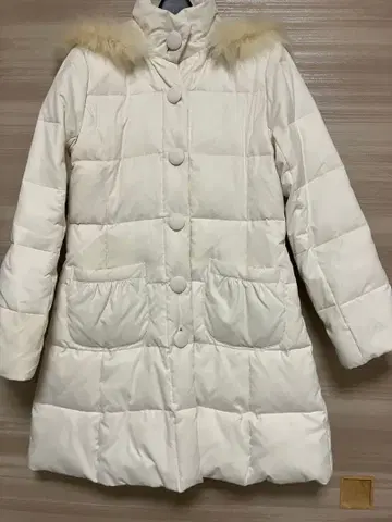 다운 코트 화이트