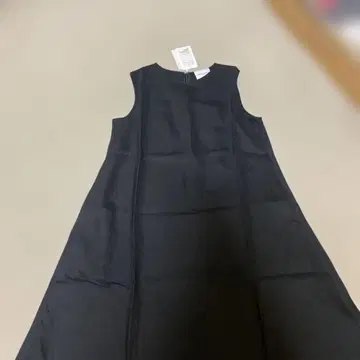 UNITED ARROWS 블랙 슬리브리스 롱 원피스