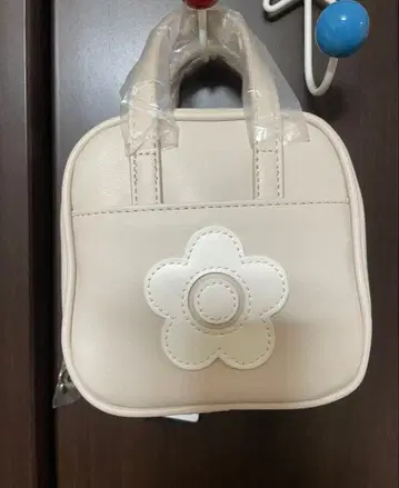 마리콴트 파우치 택 포함 새상품