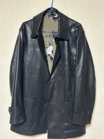 TAKEO KIKUCHI 블랙 가죽 코트