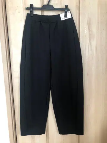 [ 유니클로 ] 드라이 맨투맨 커브 팬츠 블랙 L 사이즈