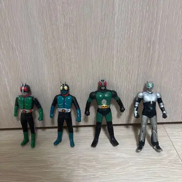 가면라이더 피규어