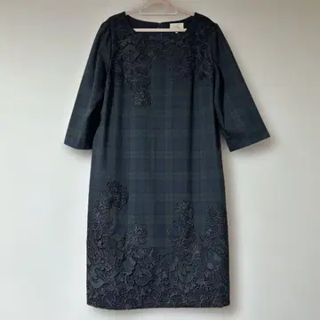 로즈 티아라 Rose Tiara 원피스 빅 사이즈 자수 레이스