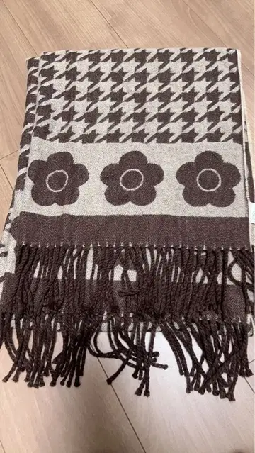 마리콴트 머플러