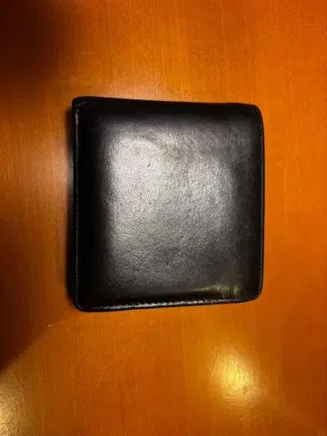 화이트하우스콕스 이단 접이식 지갑