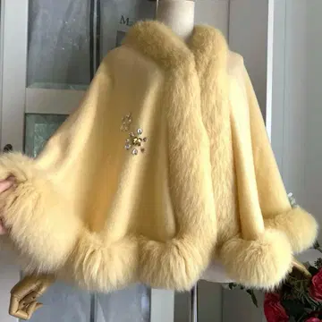 하자품 그레이스 클래스 캐시미어 100% x 폭스 판초