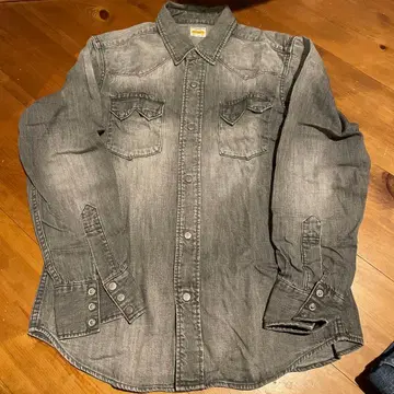 스탠다드 캘리포니아 웨스턴 데님 셔츠 캡틴스 헬름