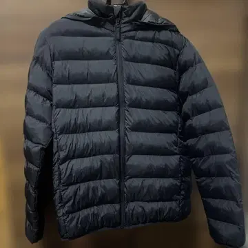 UNIQLO 후드 부착 블랙 다운 자켓 160