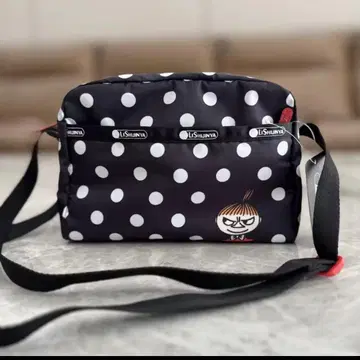 무민 MOOMIN 리틀미 도트 숄더백 BAG 포켓 다수