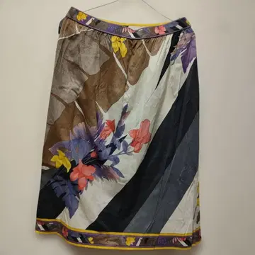 e35 레오나르 LEONARD 스커트