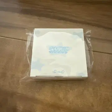 NCT WISH Steady MD 목걸이 트레이딩 카드 없음