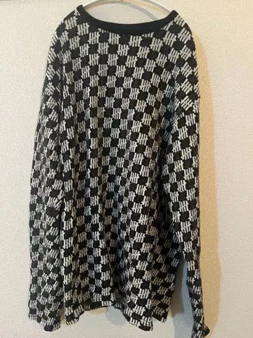 UNDEFEATED 언디피티드 긴팔 니트 스웨터