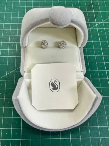 스와로브스키 귀걸이