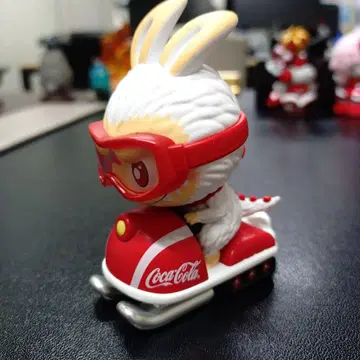 POPMART 러브브 코카콜라 블라인드 박스