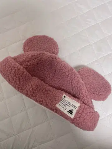 디즈니 핑크 복슬복슬 팬캡