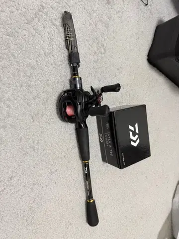 컨디션 최상 다이와 모바일 팩 타투라 100S 베이트 낚싯대 낚시릴