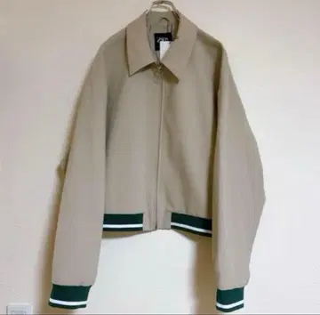 새상품급 ZARA 베이지 대비 테이프 자켓 S 여성용