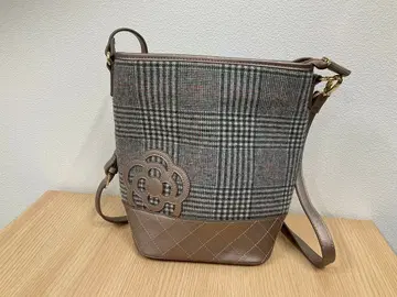 새상품 CLATHAS 클레이 파스테이크 숄더백 브론즈