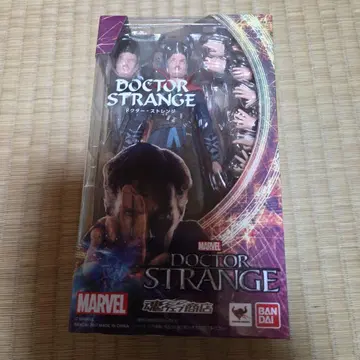 반다이 S.H.피규아트 닥터 스트레인지