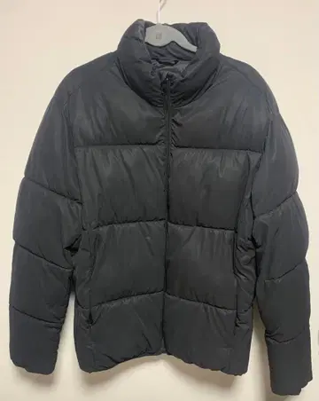 ZARA 블랙 다운 자켓