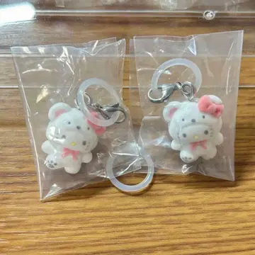 산리오 캐릭터즈 메지루시 액세서리 복슬복슬 스노우 헬로키티