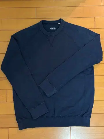 할리우드 런치마켓 슈퍼 스트레치 크루넥 맨투맨