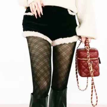 미개봉 새상품 다리치 포인트 보아 코듀로이 숏팬츠 M