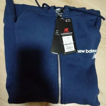 new balance MJ03907 M 사이즈 후드티 NN