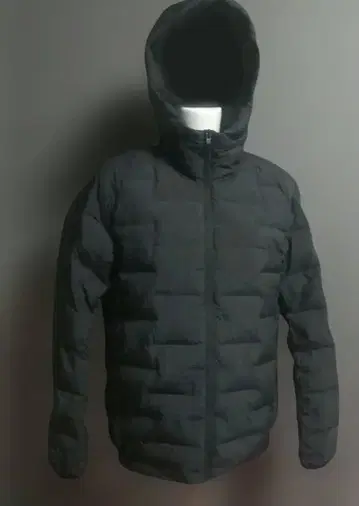 유니클로 퍼프 테크 후드티 블랙 M 사이즈