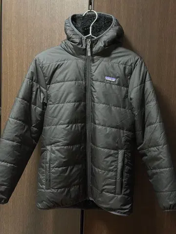 파타고니아 리버서블 자켓 블랙 사이즈 XS