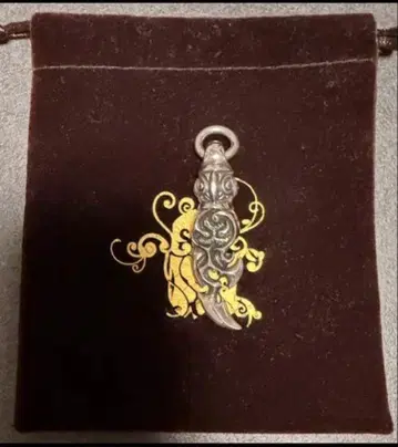 WilliamWalles 윌리엄 월레스 펜던트 탑