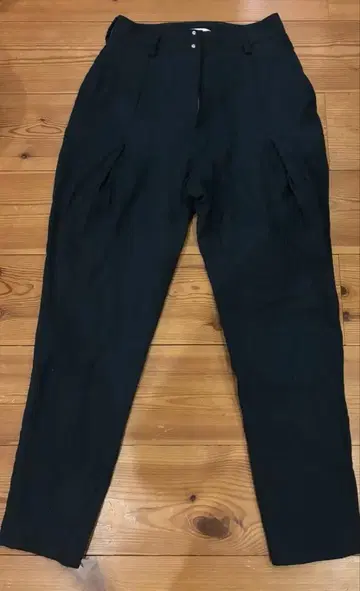 UN3D. / SLIM TACK TAPERD PT / 다크 그린