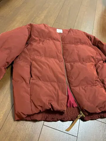 크림슨, 다운 자켓 집업