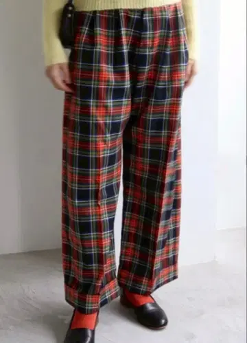 정가 22000*새상품급 뷔르데사봉*체크 더블 팬츠*와이드 팬츠