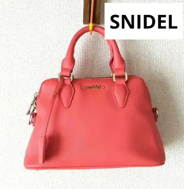 스나이델 SNIDEL의 숄더 스트랩 포함 핸드백