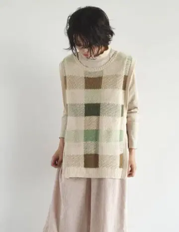 새상품 택 포함 FIKA 체크 무늬 니트 베스트 M