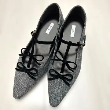 EVOL 더블 리본 포인티드 펌프스