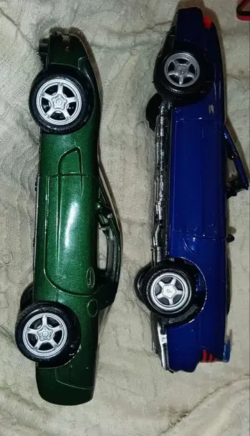 24/1 머스탱 & 콜벳 세트