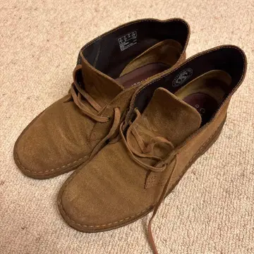 클락스 오리지널스 디저트 부츠