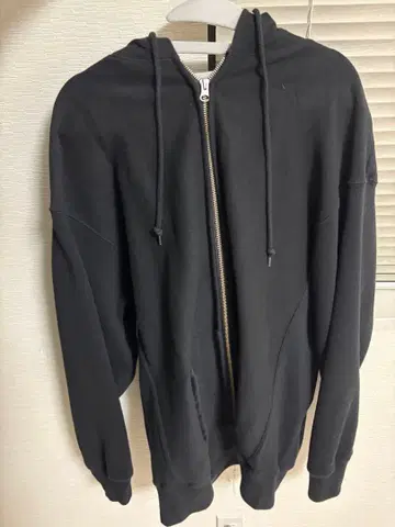 블랙 풀 집업 후드 부착 후드티