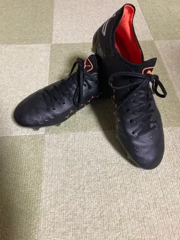 푸마 축구화 27cm 블랙/오렌지