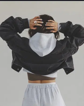 version of you 크롭 데님 자켓 블랙