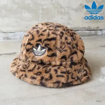 [ 새상품급 ] adidas originals 레오파드 무늬 퍼 버킷햇