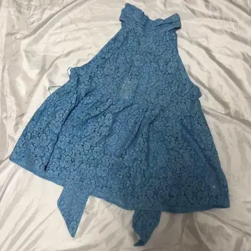 ZARA 스카이블루 꽃무늬 레이스 슬리브리스 상의 L