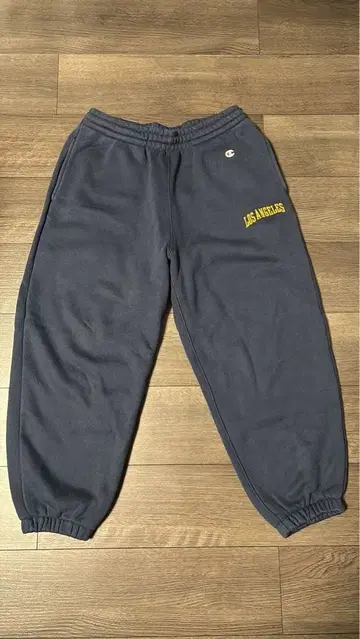 [ 무료배송 ] Champion LOS ANGELES 스웨트 팬츠 네이비