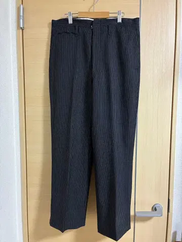 울 슬랙스 블랙 스트라이프 신치 벨트 버튼 플라이 프렌치