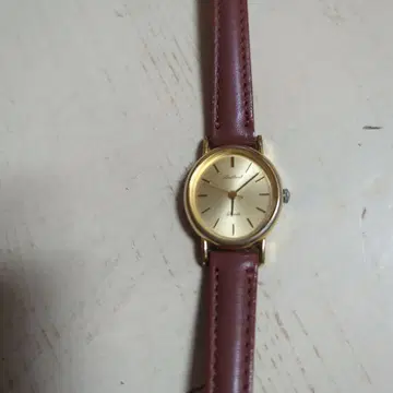 쿼츠 손목시계 브라운 가죽 일본제