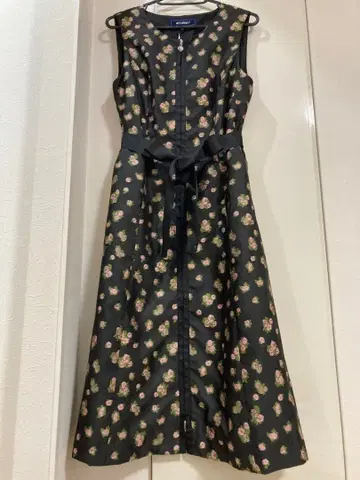 한정판 SALE 새상품 엠즈 그레이시 오버롤 스커트