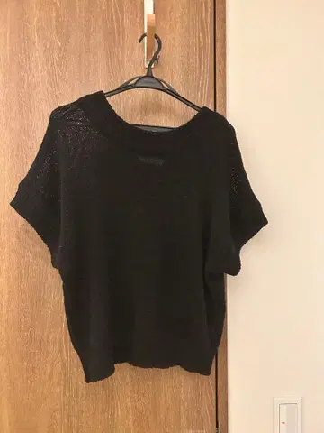 TORRAZZO DONNA 블랙 니트 반팔