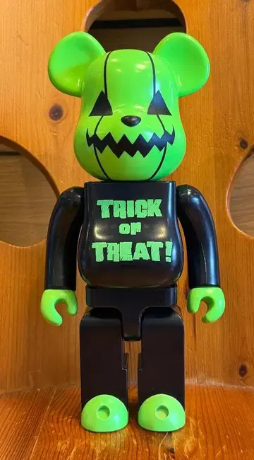 BE@RBRICK 베어브릭 HALLOWEEN 2007ver. 400%